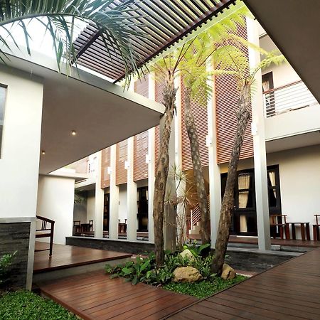 Cozy Boutique Guest House Malang Eksteriør bilde