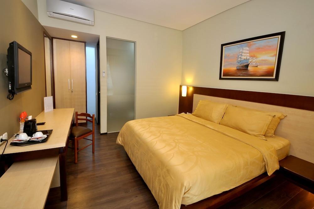 Cozy Boutique Guest House Malang Eksteriør bilde
