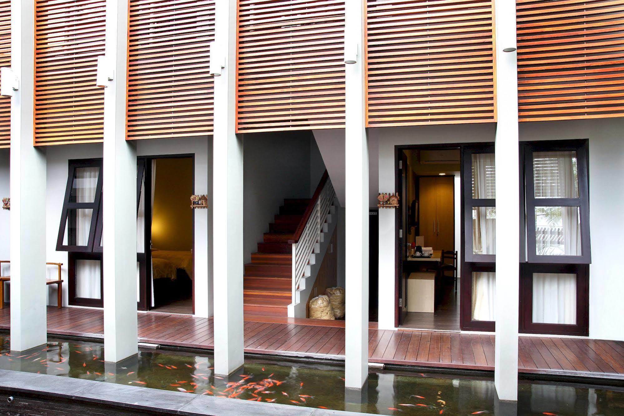 Cozy Boutique Guest House Malang Eksteriør bilde