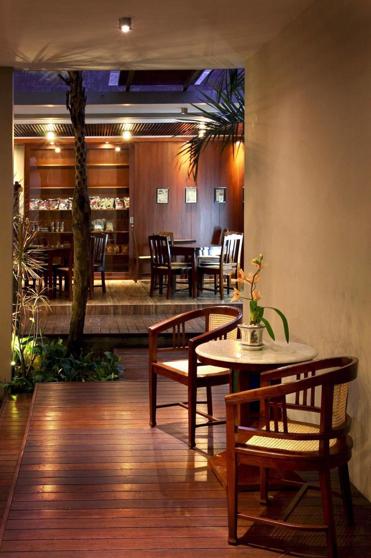 Cozy Boutique Guest House Malang Eksteriør bilde