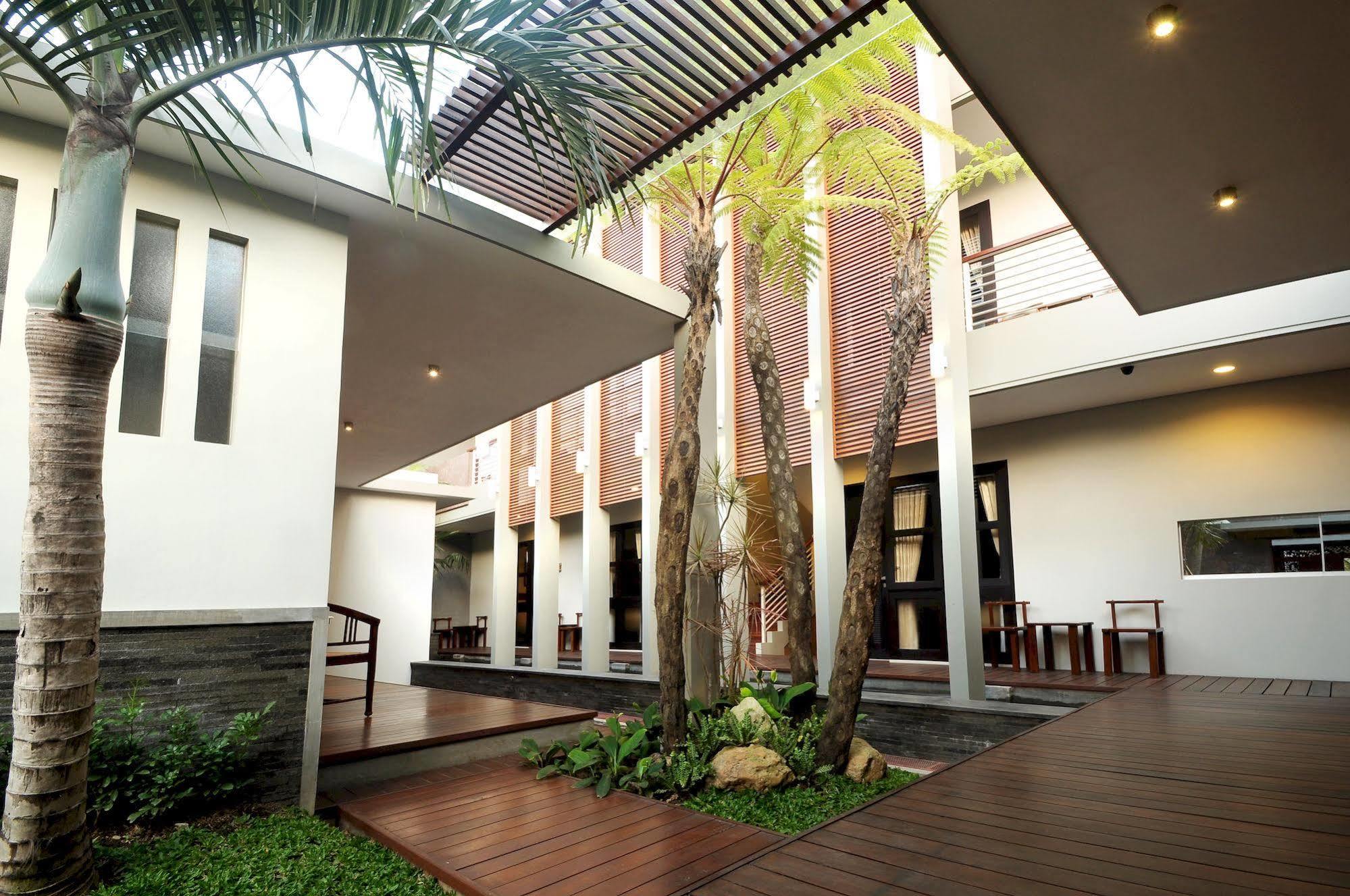 Cozy Boutique Guest House Malang Eksteriør bilde